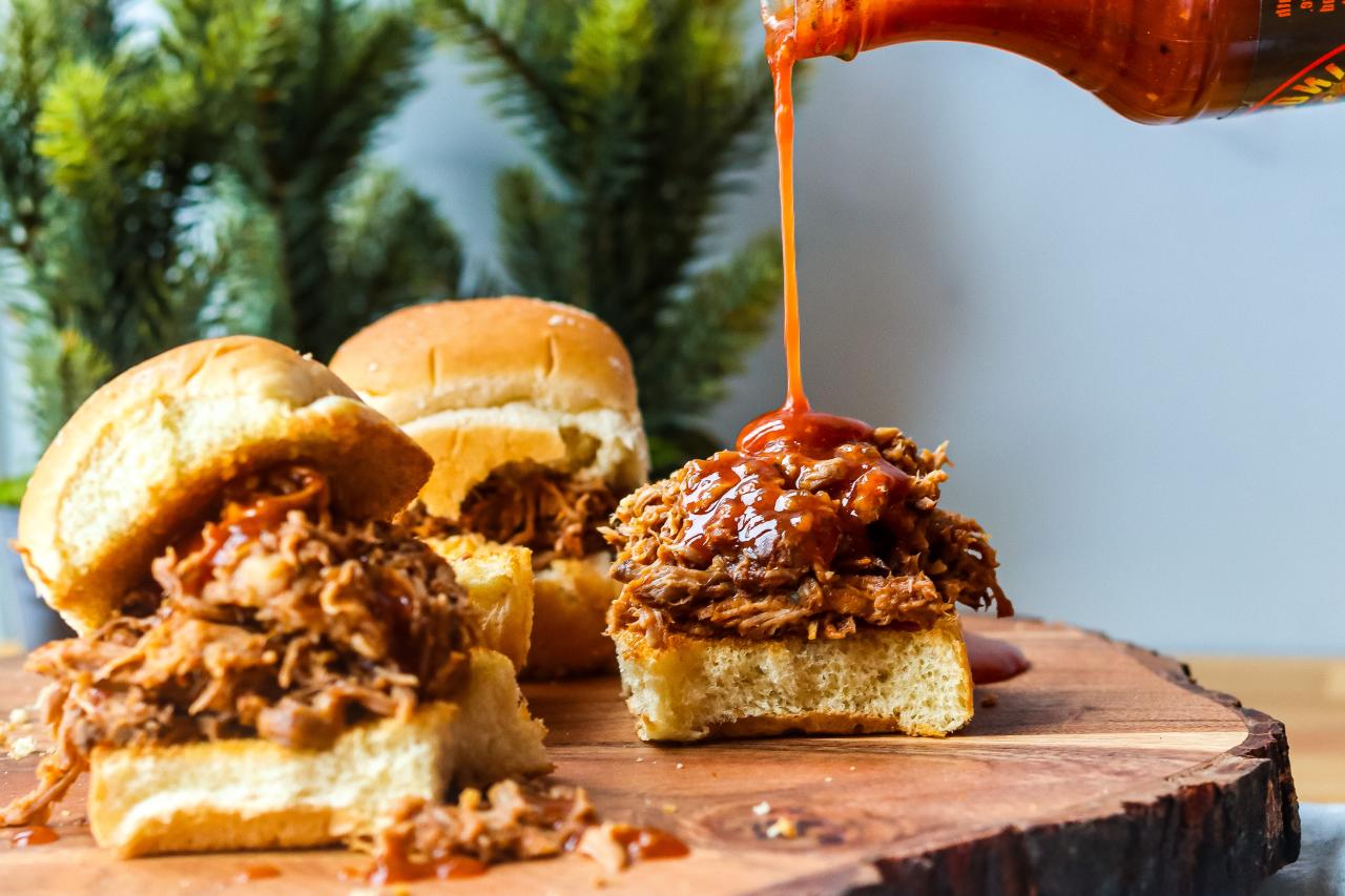 Garlic Bread Pulled Pork Sliders - inthekitchenwithjackieo.com