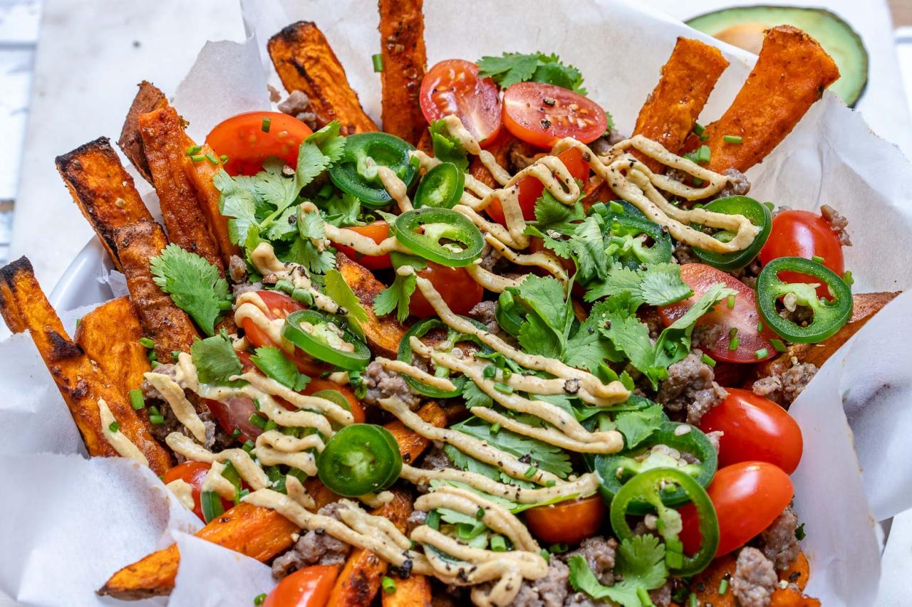 These Loaded Sweet Potato Fries + Avocado Lime Crema are the BEST! | Clean  Food Crush