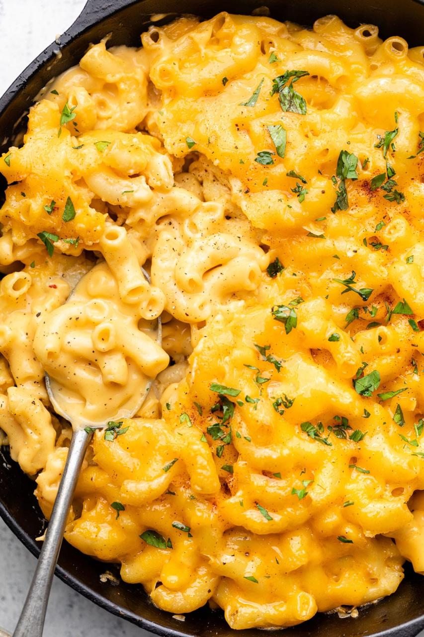 Spicy Mac and Cheese - Life As A Strawberry